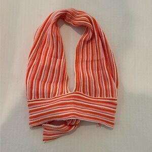 Interdee, halter top in size L.